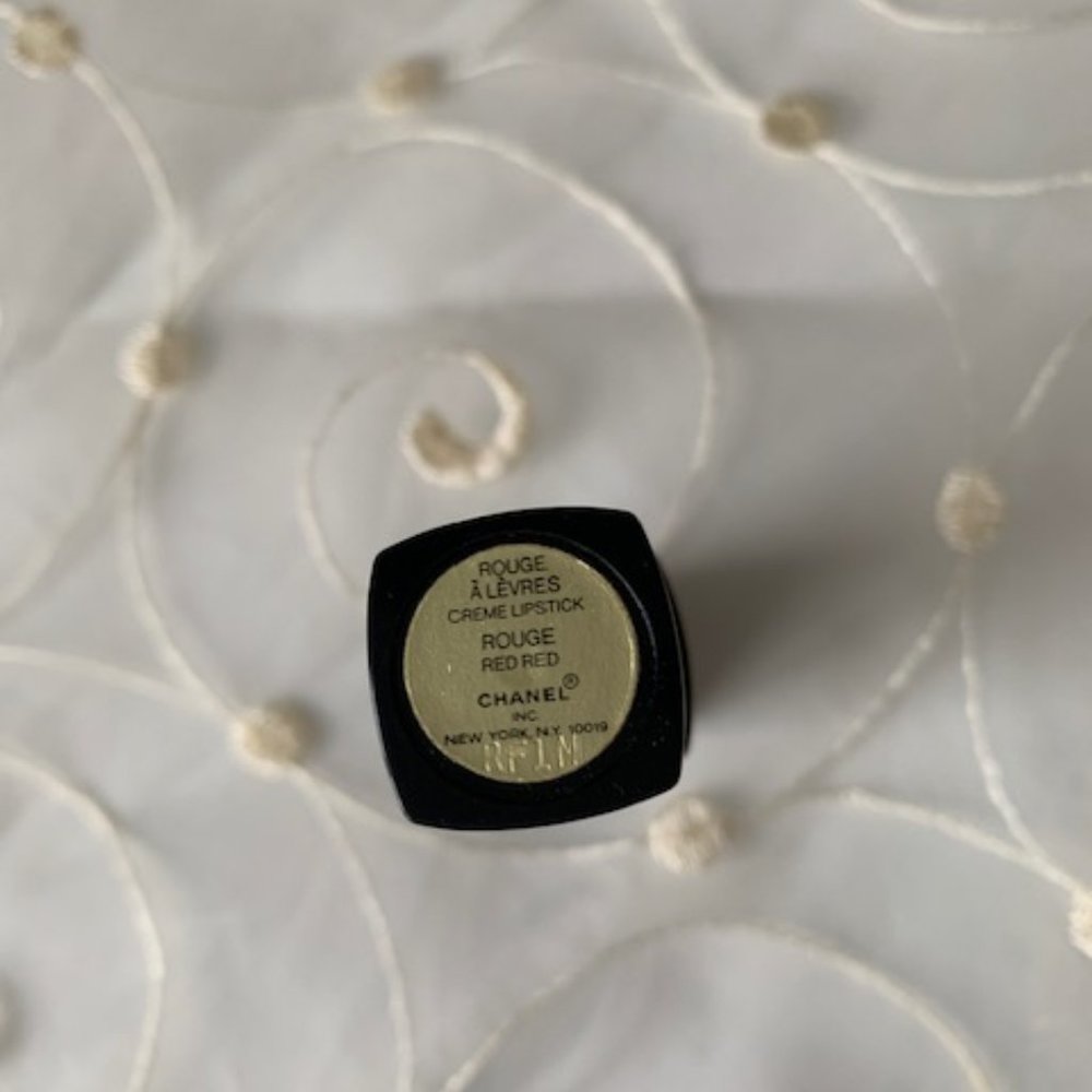 Chanel Lipstick Rouge Red Red - Picture 2 of 5